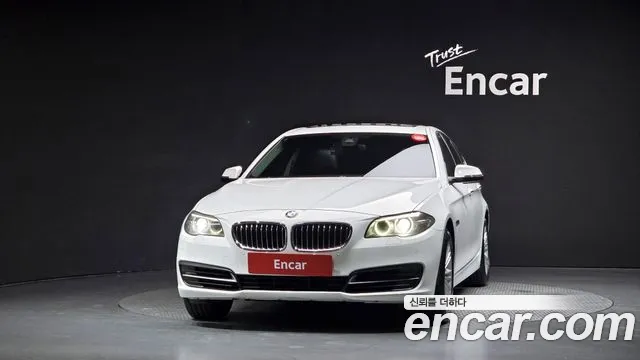 BMW 5-Series 2014 thumb 3