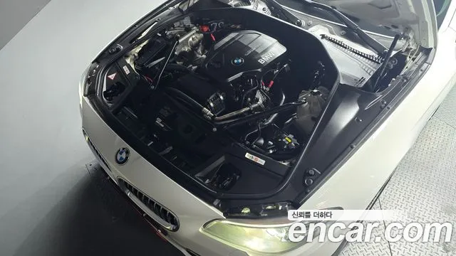 BMW 5-Series 2014 thumb 6