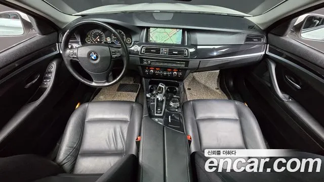 BMW 5-Series 2014 thumb 7