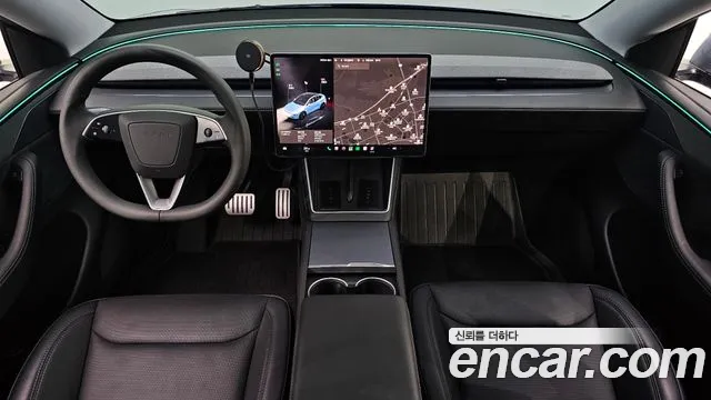 Tesla Model Y 2025 thumb 7