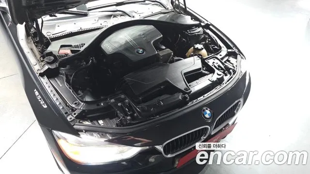 BMW 3-Series 2013 thumb 6