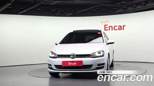 Volkswagen Golf Sportsvan 2016 thumb 3