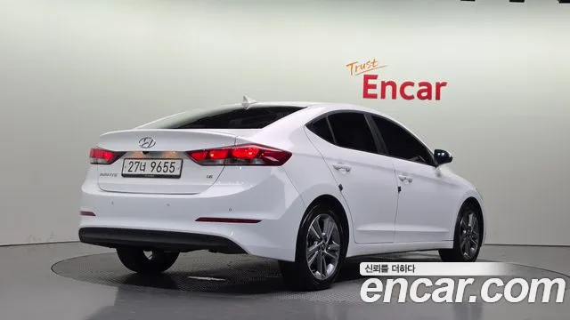 Hyundai Avante 2017 thumb 2