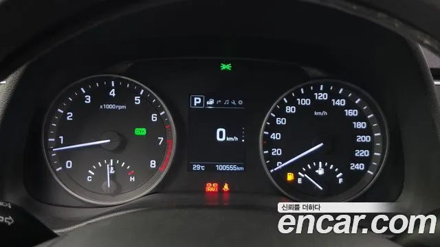 Hyundai Avante 2017 thumb 8