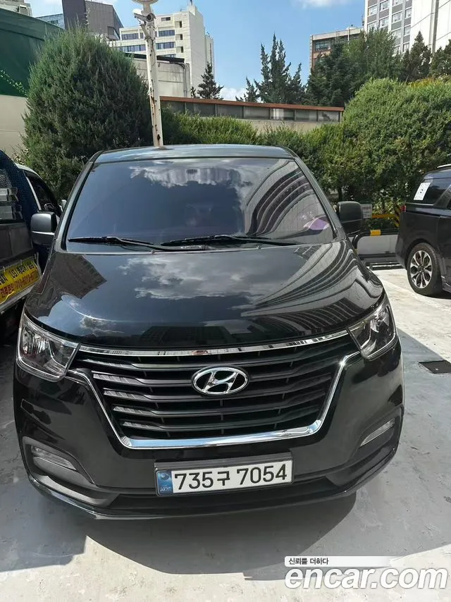 Hyundai Starex 2018 thumb 3