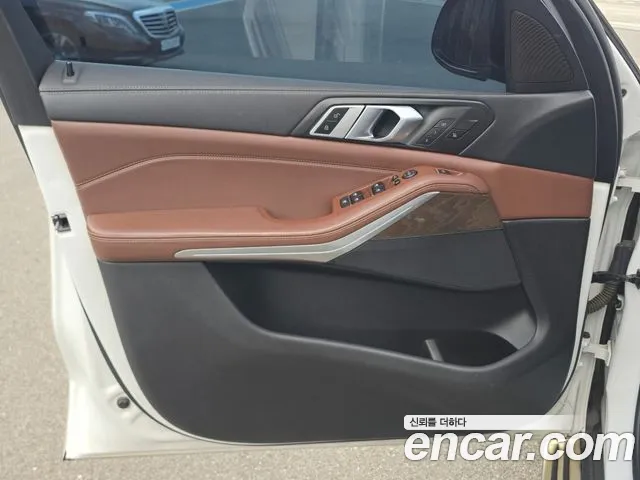 BMW X5 2020 thumb 9