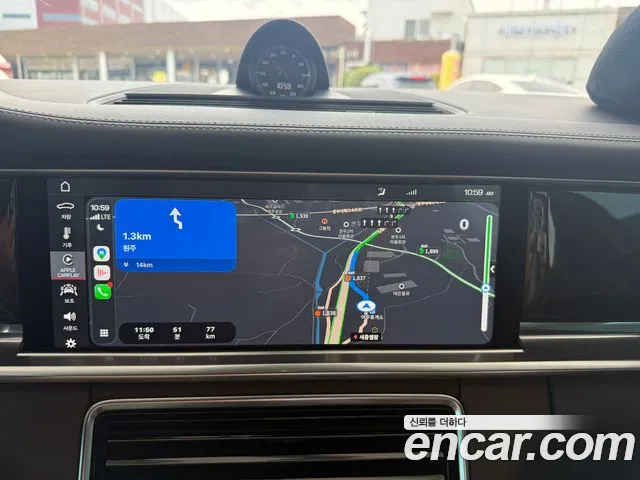 Porsche Panamera 2018 thumb 7