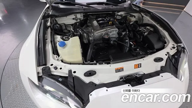 Mazda MX-5 Miata 2018 thumb 6