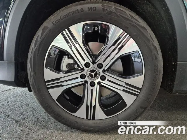 Mercedes-Benz EQB 2026 thumb 5