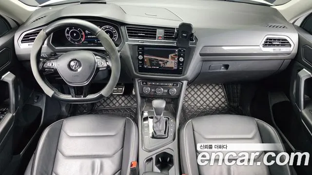 Volkswagen Tiguan 2018 thumb 7