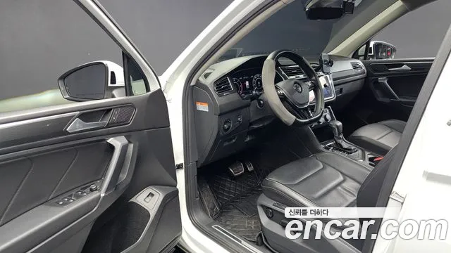 Volkswagen Tiguan 2018 thumb 10