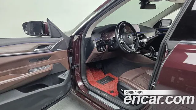BMW Gran Turismo 2019 thumb 10