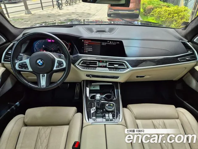 BMW X7 2021 thumb 5