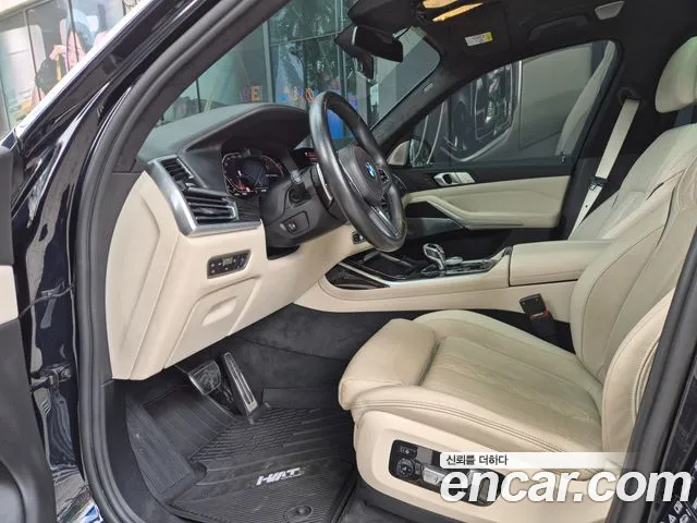 BMW X7 2021 thumb 6