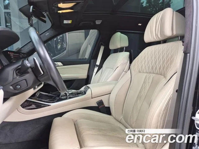 BMW X7 2021 thumb 7