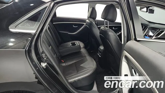 Hyundai i30 2013 thumb 11
