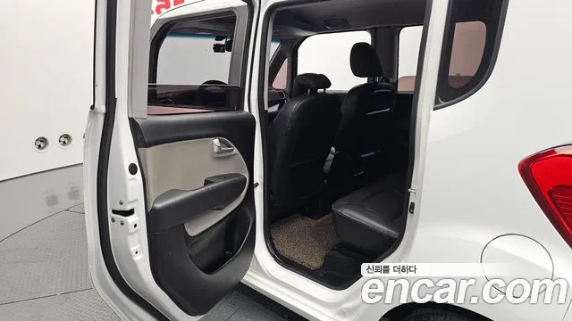 Kia Ray 2014 thumb 12