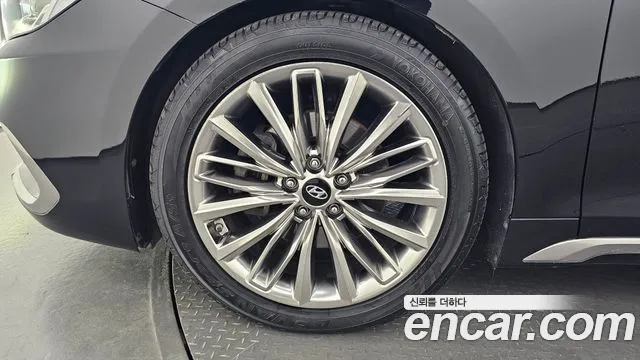 Hyundai Grandeur 2018 thumb 5