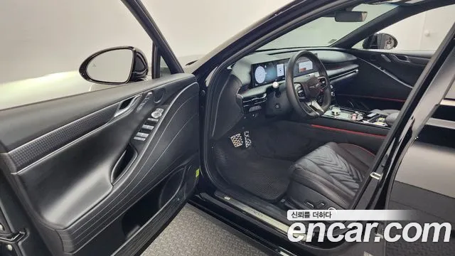 Genesis G80 2024 thumb 10