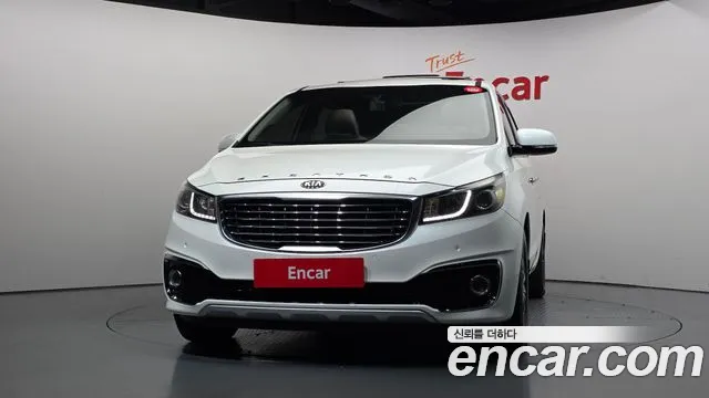 Kia Carnival 2015 thumb 3