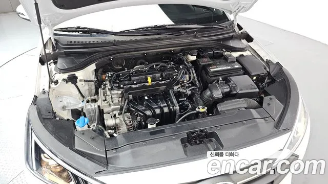 Hyundai Avante 2019 thumb 6