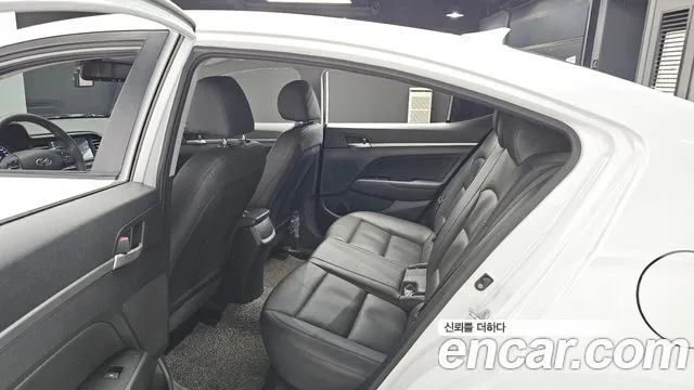 Hyundai Avante 2019 thumb 12