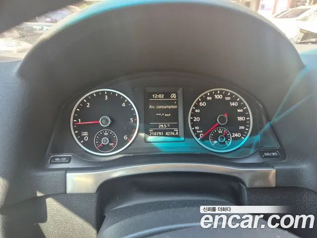 Volkswagen Tiguan 2015 thumb 6