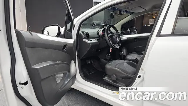 ChevroletGMDaewoo Spark 2014 thumb 10