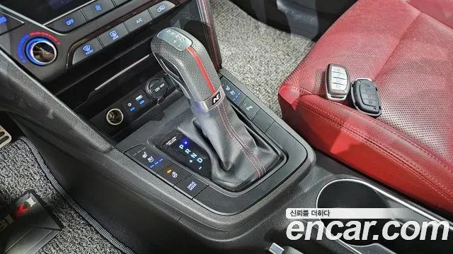 Hyundai Avante 2017 thumb 9