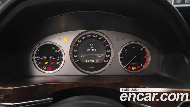 Mercedes-Benz GLK-Class 2010 thumb 8