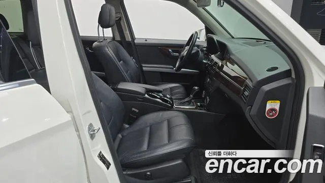 Mercedes-Benz GLK-Class 2010 thumb 11