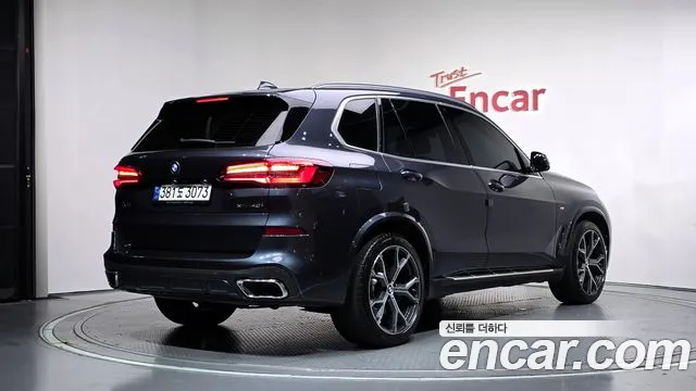 BMW X5 2021 thumb 2
