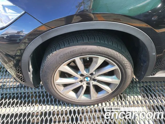 BMW X6 2017 thumb 3