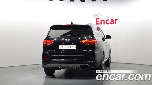 Kia Sorento 2018 thumb 4