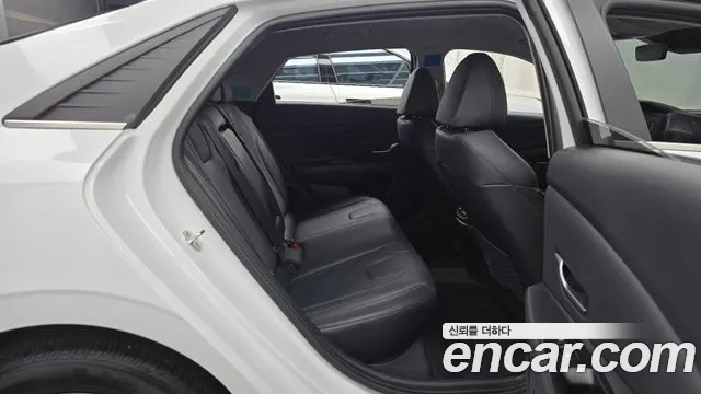 Hyundai Avante 2022 thumb 11