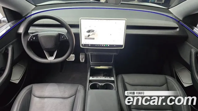 Tesla Model Y 2025 thumb 7