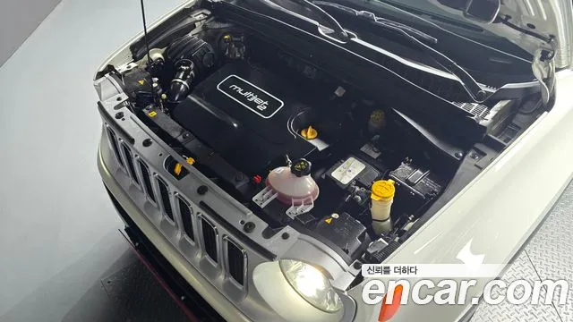 Jeep Renegade 2015 thumb 6