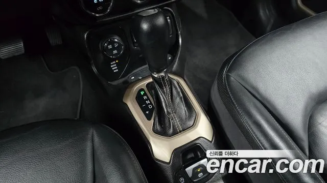 Jeep Renegade 2015 thumb 9