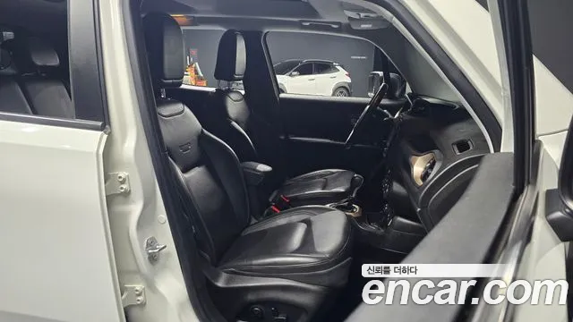 Jeep Renegade 2015 thumb 10