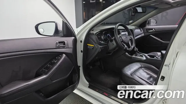 Kia K5 2012 thumb 10