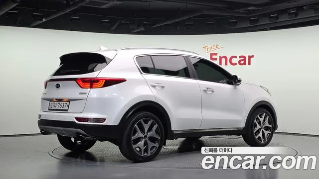 Kia Sportage 2017 thumb 2