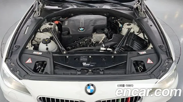 BMW 5-Series 2014 thumb 5
