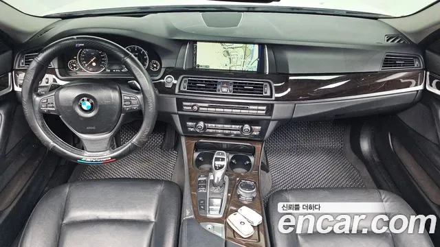 BMW 5-Series 2014 thumb 6