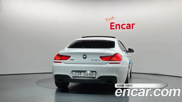 BMW 6-Series 2015 thumb 4
