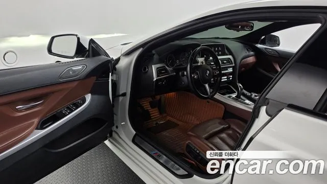 BMW 6-Series 2015 thumb 10