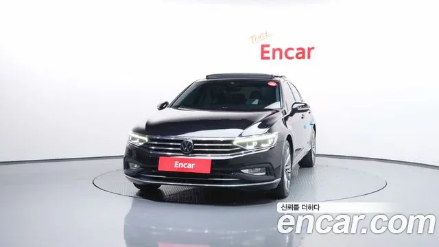 Volkswagen Passat (North America and China) 2022 thumb 3
