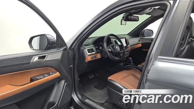KG_Mobility_Ssangyong Rexton 2018 thumb 10
