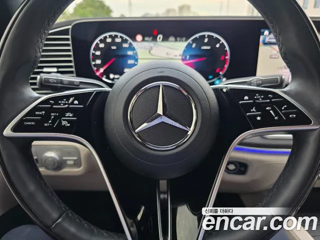 Mercedes-Benz GLS 2023 thumb 6