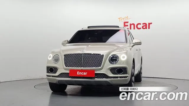 Bentley Bentayga 2018 thumb 3