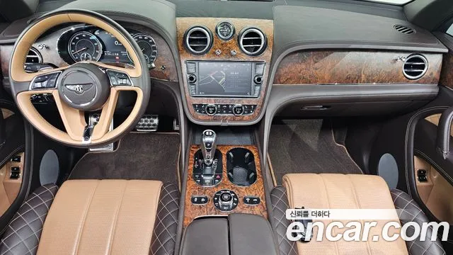 Bentley Bentayga 2018 thumb 7
